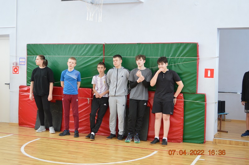 7А - Чемпионы первенства школы по волейболу среди 7-8 классов.